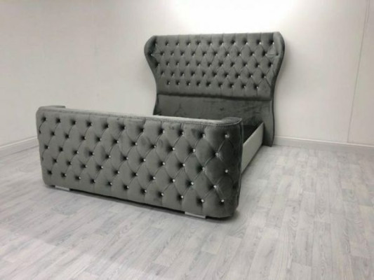 Pelēkais Chesterfield gulta, dizaina guļamistabas mēbeles engļu polsterbēdī.