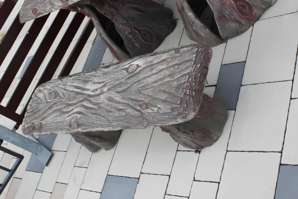 Dārza mēbeļu galds ar 2 soliņiem akmens koka komplekts