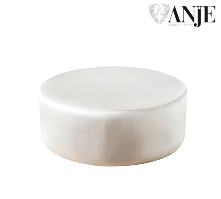 Melns 3-vietīgs dīvāns mūsdienu dizains viesistabai