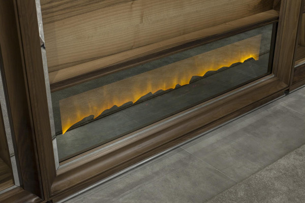 Luksusa viesistabas siena, 448 cm, ar koka kamīnu