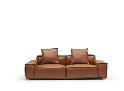 3 vietīgs dīvāns 240 cm ar ērtām brūnām spilveniem viesistabai