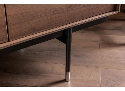 Ēdamistabas komplekts ar melnām krēsliem