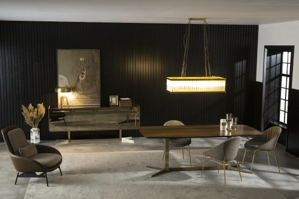 Luksusa ēdamgalda ar metāla kājām