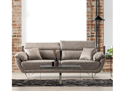 Mūsdienu trīs vietu dīvāns Komforts