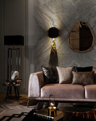 Trīs sēdvietu dīvāns ar ainavu spilveniem viesistabai 230cm