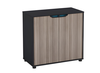 Brūna un melna koka kumode Brūna un melna koka kumode