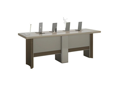 Modernas gaiši pelēkas konferenču galds Modernas gaiši pelēkas konferenču galds