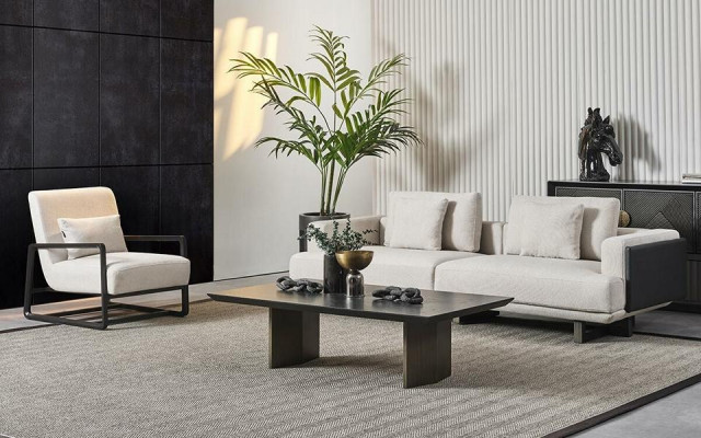 Elegants koka dīvāns, 3 vietas un krēsls