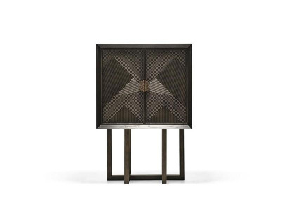 Elegantas un modernas vitrīnas kafijai, lai izstādītu viesistabā