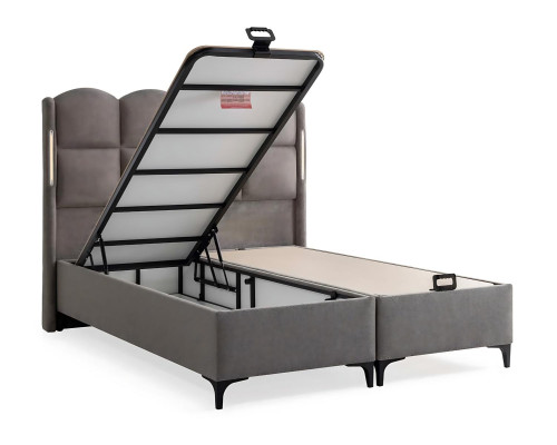 Pelēks gultas rāmja ar auduma un koka matraci, mūsdienīgs dizains