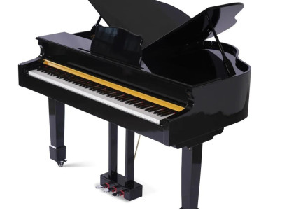 Spīdīgs melns pianīns