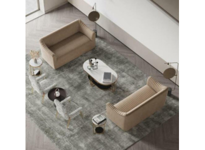 Sofas komplektā 2+2 mīksti ergonomiski mēbelu komplekti ar dizainu, kur var labi atpūsties.