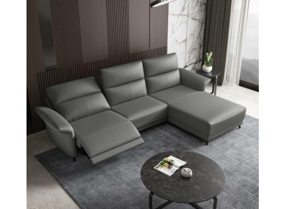 Stūra dīvānkakla komplekts L formā Ar modernu polsteri un sēdvietu relaksējošai luksusa mēbeļu dzīvojamās istabas ainavai. Jauns.