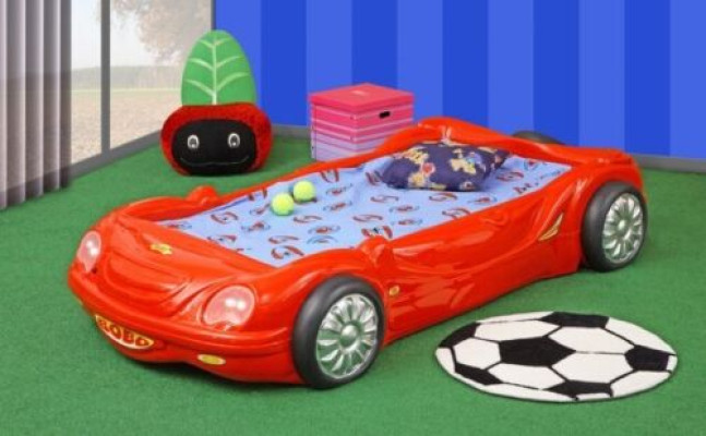 GULTS AR MATRACI Bērnu gultas automašīna gultas sporta automašīnas zēniem un meitenēm BOBO