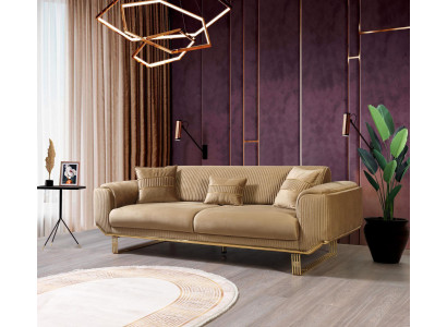 Dzīvojamā istaba Dīvāns 3-vietīgs ar attiecīgiem luksusa apģērbiem, tekstūru dizains, gaiši beige krāsas.