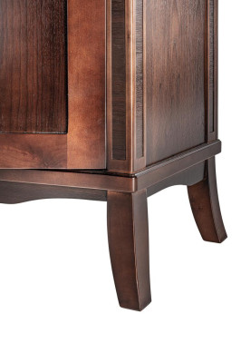 Kumode ēdamgalds kastes skapī kasēts skapī mēbeles dzīvojamā istabā.