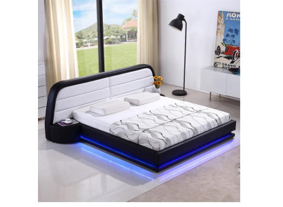 Mūsdienīga koka gulta ar gultas kāju konstrukciju un režģi divguļamā gulta LED 269 cm.