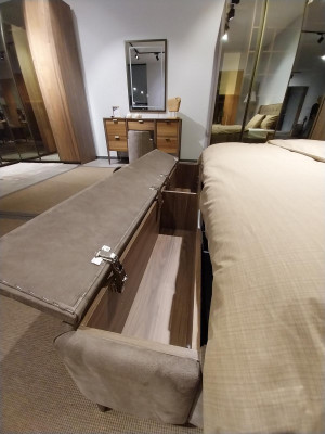 Guļamistabas luksusa divguļamais gults Džemperu dizains elegants moderns gults jauns viesnīca.