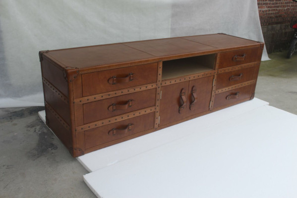 Vintage komoda Sideboard ādas TV Lowboard kājene vecveida stils koferis galds