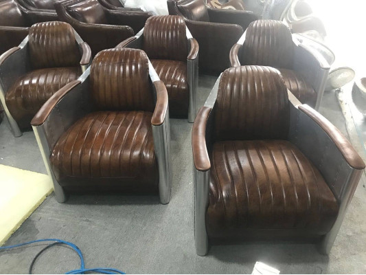Krēsls īstā āda dīvāns sofa Lidmašīna kluba atpūtas telpa Retro Aviator Veca tipa alumīnijs