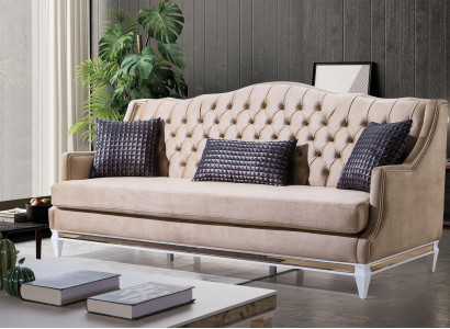 Beiger Chesterfield trīsvietīgā Luxus tekstila sofa, dizainera auduma čīkstuče.