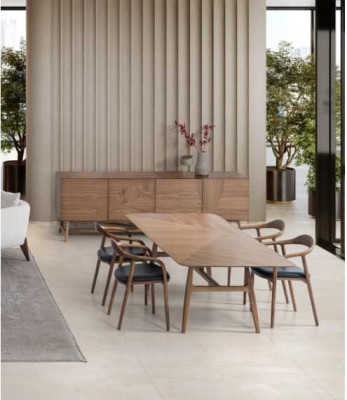 Luksusa komplekts ēdamistaba 6 gab. ēdamgalds komplekts sastāv no galda, 4 krēsliem un kamīnzīmes.