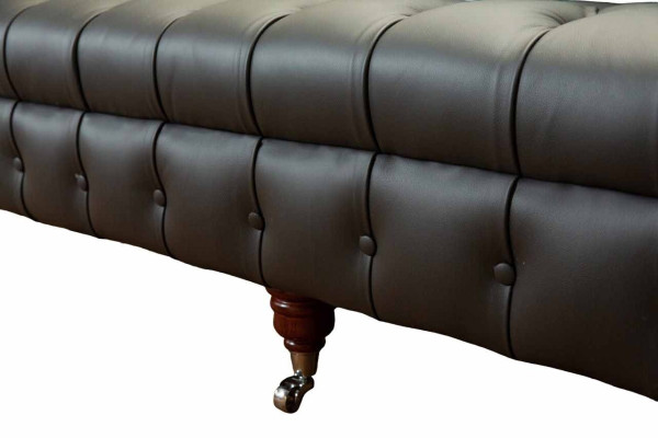 Grezns četrvietīgs dīvāns, četrvietīgs Chesterfield angļu stilā ar auduma dizainu viesistabai.