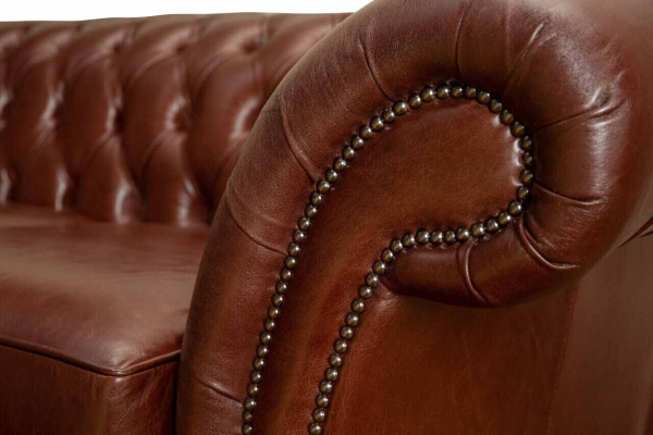 Chesterfield dīvāns Apkalposana ādas dīvāni Dīvāni Brūns divvietīgs Jauns