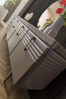 Sideboard Anrichte Pelēks Skapis Spoguļa komoda Koks Komplekts Komoda