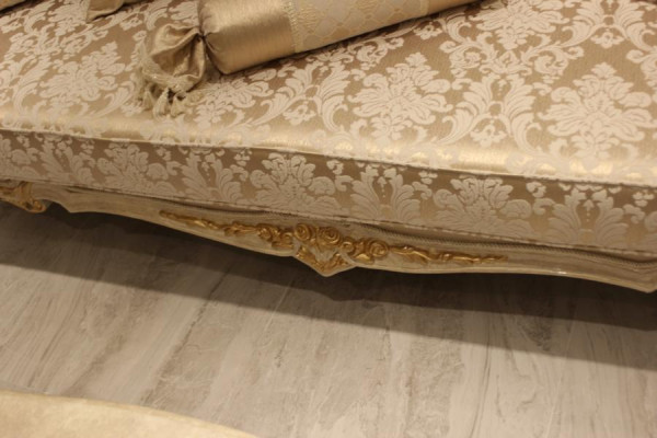 Izsmalcināta dzīvojamā istaba, 3+3 sēdvietu moderns galds, beige krāsā, jauns