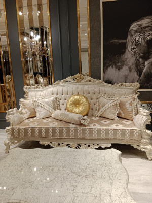 Elegantais dīvāns 3-vietīgs Stilīgs mēbelēts dzīvojamais istabas krēsls Beža dīvāns Jauns