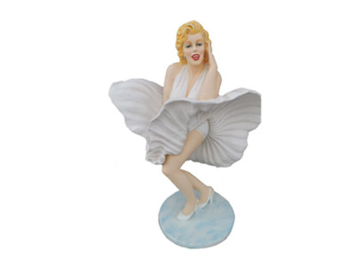 Abstrakta figūra Marilyn Monro skulptūra pilna dzīvība Kleita 60. gadu stilā ASV 165 cm.