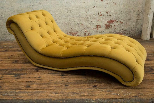 Chesterfield ēdamgaldi dīvāns leža klubs atpūsties guļamvieta āda