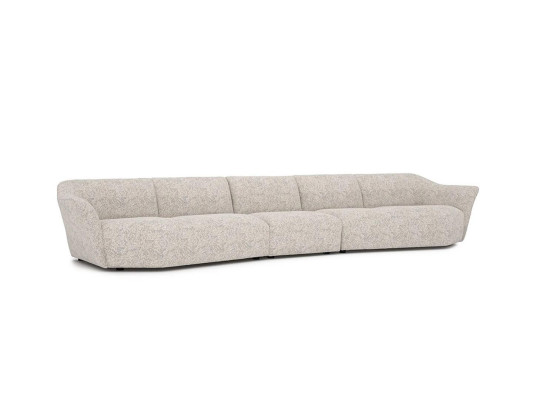 Pieczvietojuma dīvāns 440 cm baltā krāsā ar tekstila mēbelēm un polstermēbelēm dzīvojamā istabā.