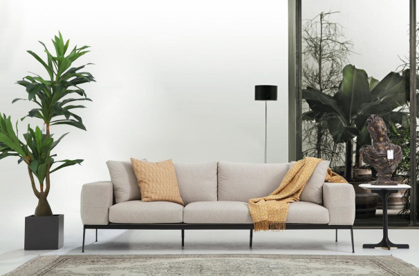 Trīskrēslu dīvāns 3 sēdvietu dīvāni gaiši beige audums dzīvojamā istaba luksusa moderns jauns