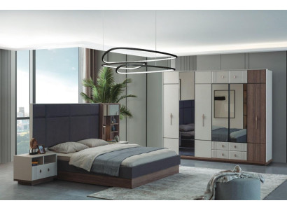 Mūsdienīga guļamistabas mēbeles ar luksusa divguļamo gultu, diviem nakts galdiņiem un skapi.