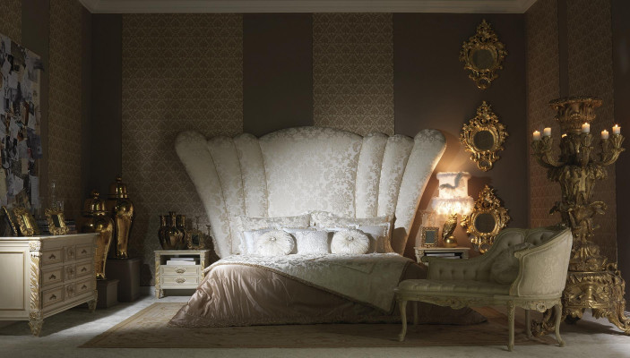 Chesterfield Lielā gultas galvade Gultas apdare Viesnīcas gulta Krāsa balta Klasika