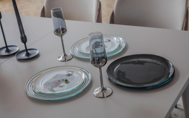 Luksusa izvelkamais galda dizainers Moderni ēdamistabas auduma krēsli