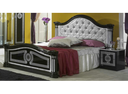 Gulta 2x nakts galdiņi 3 gab. guļamistabas komplekts dizaina luksusa guļamistabai Chesterfield.