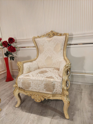 Klasiskais tronis krēsls krēsls mēbeles baroks krēsls Chesterfield samts