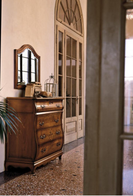 Komoda Sideboard Skapis Koks Itāļu Mēbeles Masīvs Spogulis 2 gab.