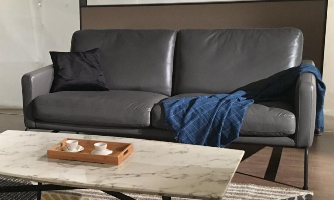 Luksusa dizaina sēdamgarnitūra dīvāns dīvāns polsterējuma komplekts ādas 2+1+1 dīvāni.