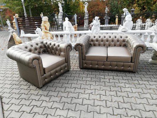 Dizainera Česterfīldas dīvānu komplekts Sofa Dīvāns 2+1 Polsterējums Sēdvietu komplekts Zelts