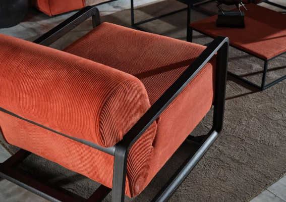 Sofas komplektē auduma gultas dīvāns trīsvietīgs krēsls pelēks dīvāns komplektā