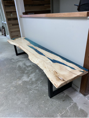 Epoksīda sveķi ēdamgalds reāla koka masīvmēbelēm ūdenskrituma epoksīda galds 250x60cm.