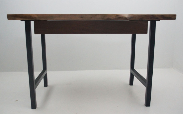 Dizainera mēbeles Rakstāmgalds 100*70 cm Roku darbs Koka galds Masīvs