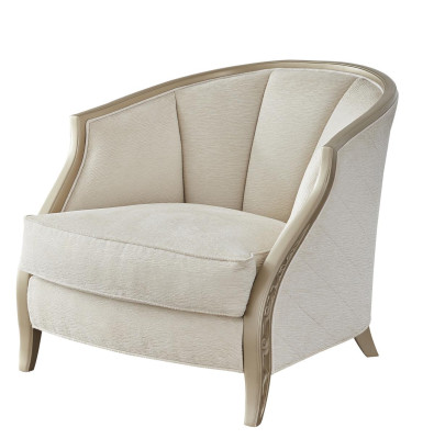 Sofas komplekts ar 4 sēdvietām, krēslu un mīksto dīvānu.