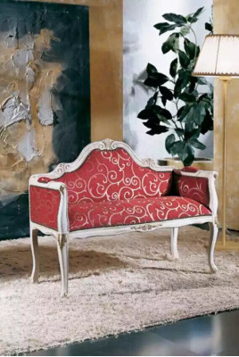 Itāļu dizaina mēbeles divvietīga sofa, dīvāns, mīksta izlaiduma dīvāns.