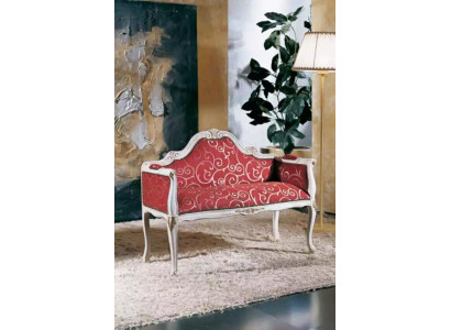 Itāļu dizaina mēbeles divvietīga sofa, dīvāns, mīksta izlaiduma dīvāns.