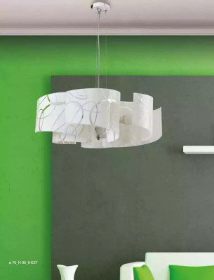 Stilīgs lustrs Moderns baltās krāsas griestu lusters ar 6x lampām.